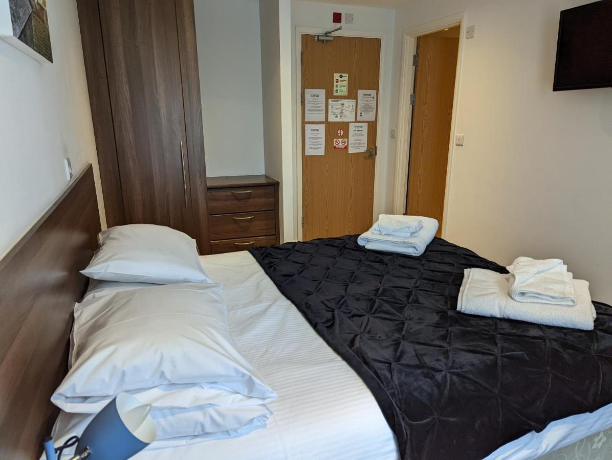 Barley Sheaf, Old Bridge Street En Suite Rooms, Room Only Труро Экстерьер фото